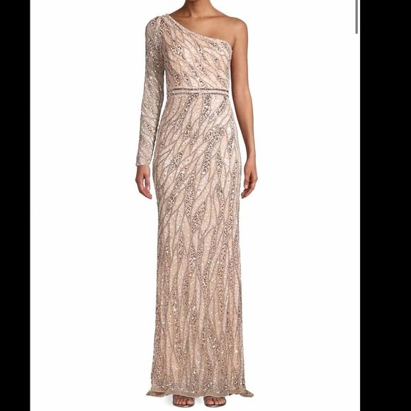Mac Duggal Dresses & Skirts - Mac Duggal
One-Shoulder Sequin Gown